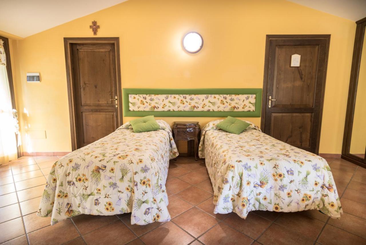 Agriturismo Il Giardino Dei Ciliegi Passaggio di Assisi Eksteriør billede